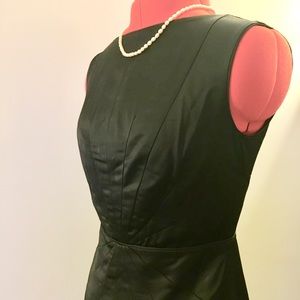 Little black dress with V-back